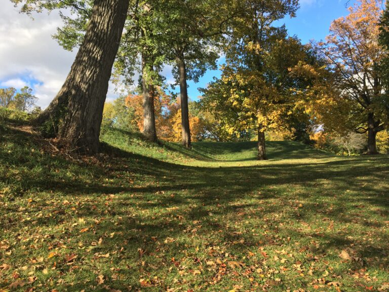 Newark Earthworks - Ohio History Connection